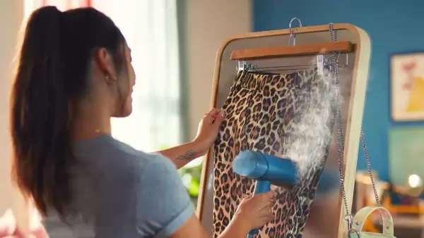 Отпариватель ручной Philips Series 3000 (STH3000/20) 1кВт, 20г/мин, бак 0.1л.) купить по самой низкой цене