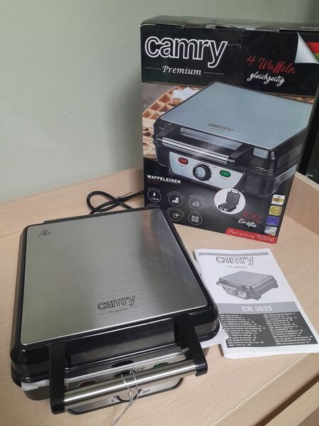 Вафельница Camry CR 3025 (1500Вт, отделений для выпечки - 4, регулировка температуры) Уценка! купить по самой низкой цене