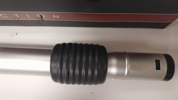 Пылесос Polaris PVC 1834 (циклонн.фильтр,мощн.1800/420Вт, 1.7л) pearl-colored/turquoise Уценка! купить по самой низкой цене