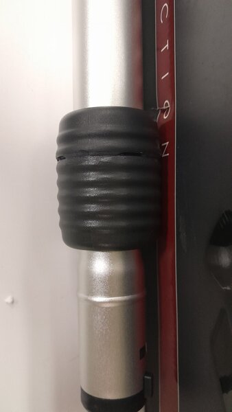 Пылесос Polaris PVC 1834 (циклонн.фильтр,мощн.1800/420Вт, 1.7л) pearl-colored/turquoise Уценка! купить по самой низкой цене