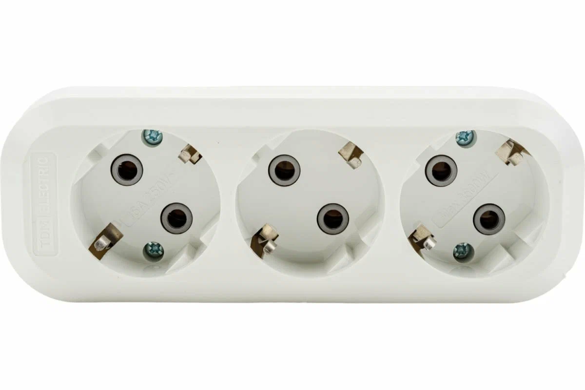 Блок на 3 розетки без кабеля, с заземлением BELLIGHT (5813) max 3кВт, max 250В, 16А, белый купить по самой низкой цене